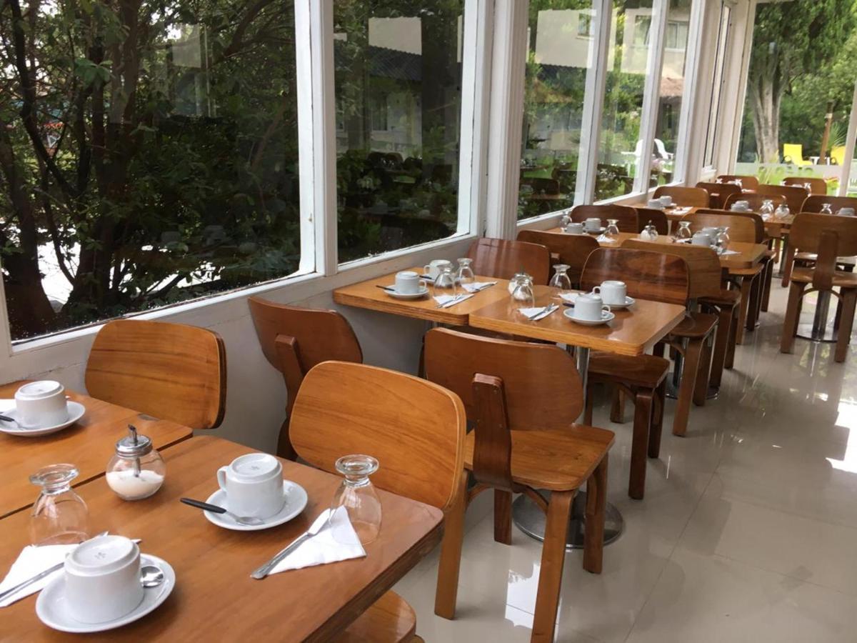 Hotel El Faro Вила Гесел Екстериор снимка
